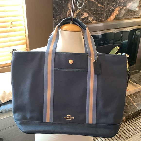 Beautiful Gently Loved Weekender “Ellis” Tote by Coach **NO CROSSBODY STRAP*** - Picture 1 of 13